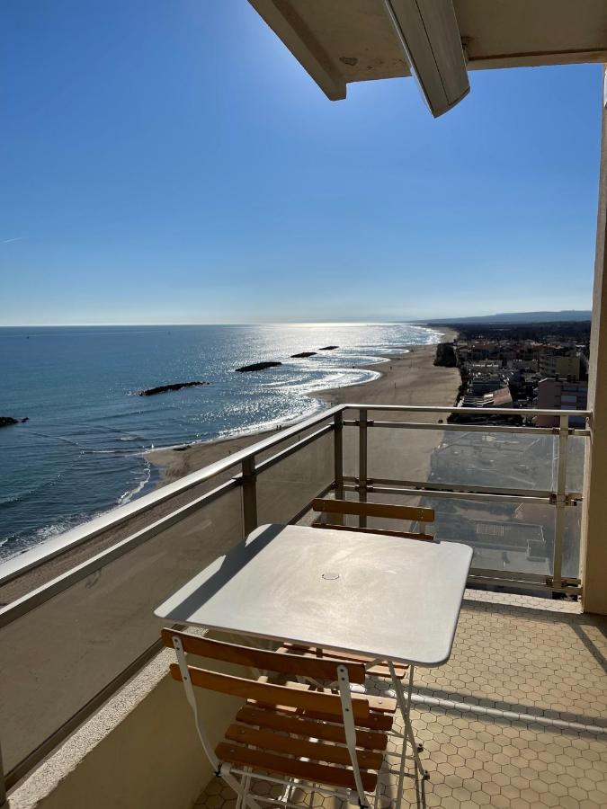 Sur Le Sable, Face A La Mer La Petite Tour Valras-Plage Exterior photo